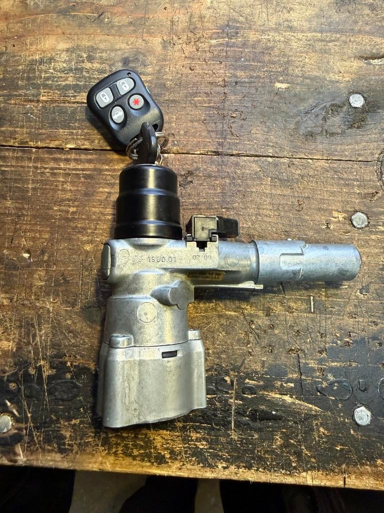 Te koop contactslot Mercedes w124 benzine, Ophalen of Verzenden, Gebruikt, Mercedes-Benz