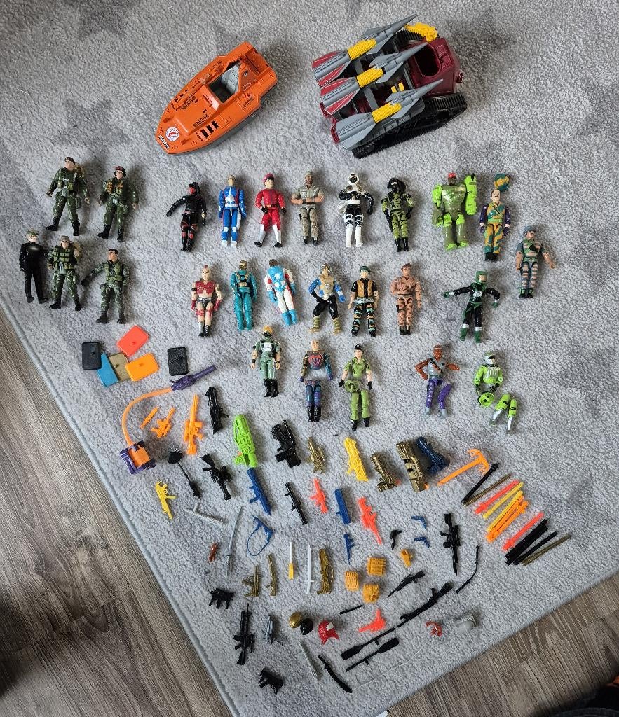 Te Koop! GI-Joe collectie, meerdere poppetjes en voertuigen., Verzamelen, Ophalen of Verzenden, Gebruikt