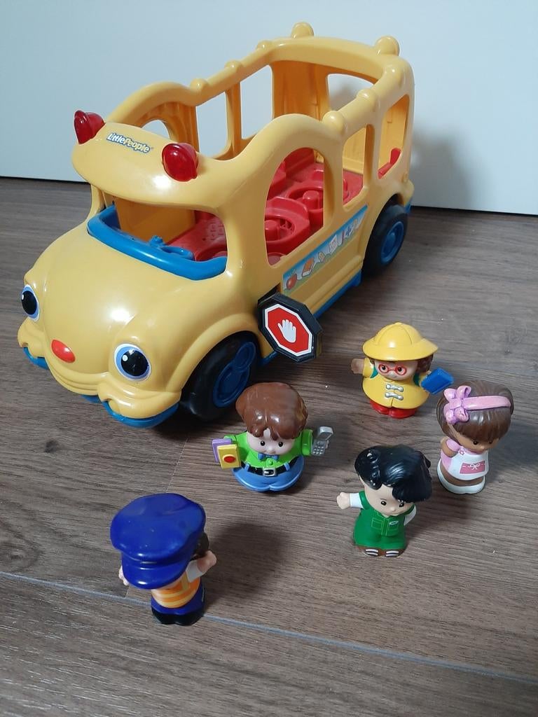 Fischer-price schoolbus met 5 popjes licht geluid muziek, Ophalen of Verzenden, Gebruikt, Speelset, Met licht