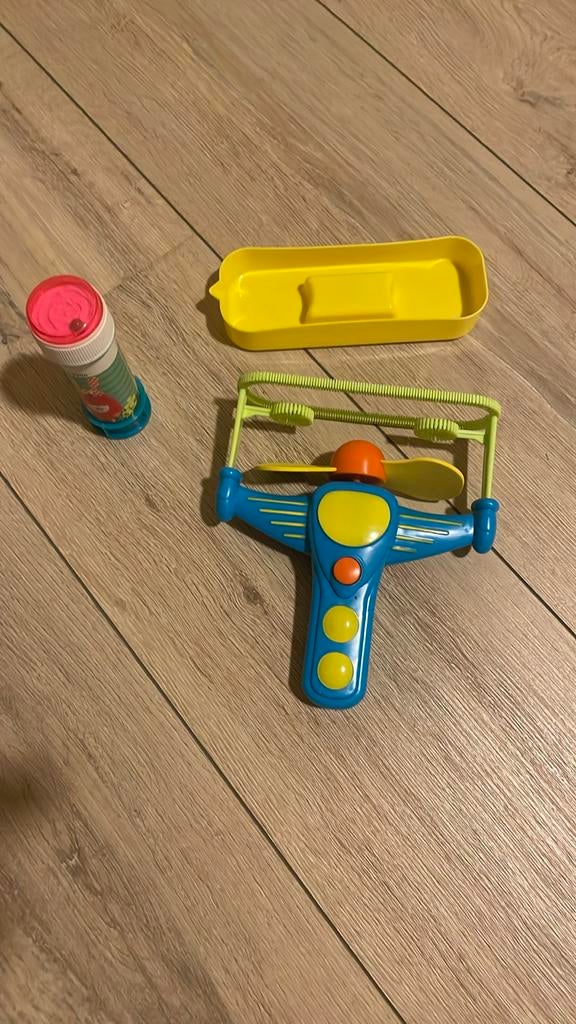 Buiten speelgoed: bellenblaas, hoepel, poppenwagen enz., Ophalen of Verzenden, Gebruikt