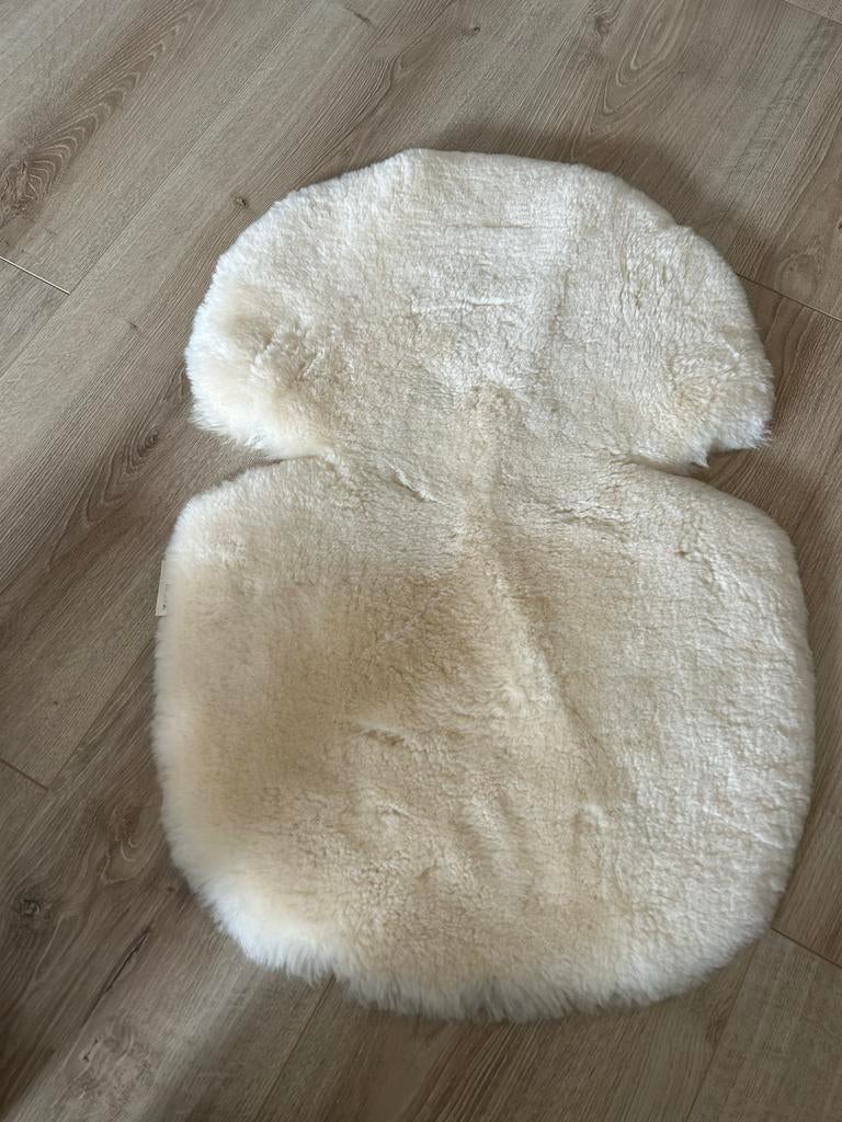 Binibamba schapenvacht snuggler - milk, Ophalen, Zo goed als nieuw