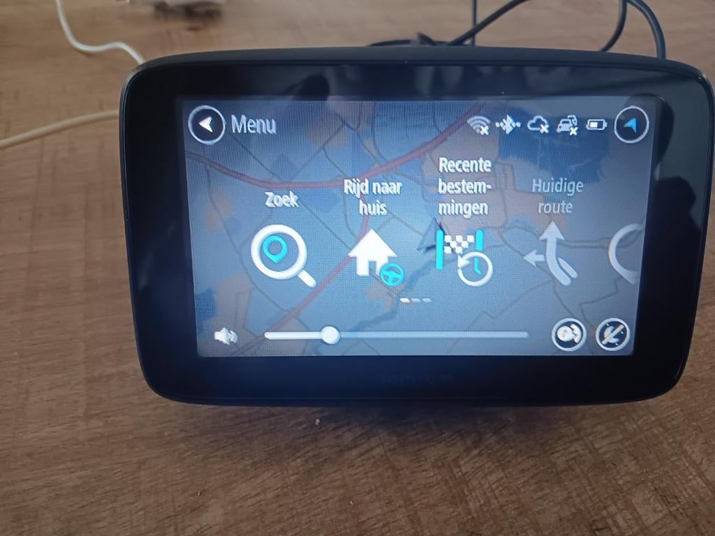TomTom go essential navigatiesysteem, Ophalen of Verzenden