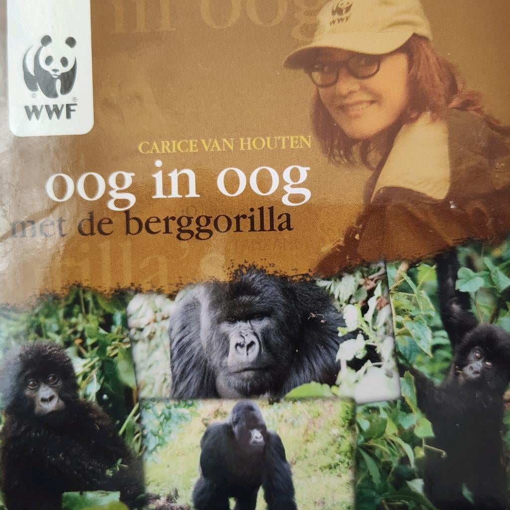 Oog in Oog met de Berggorilla - Carice van Houten (WWF), Alle leeftijden, Ophalen of Verzenden, Zo goed als nieuw, Natuur