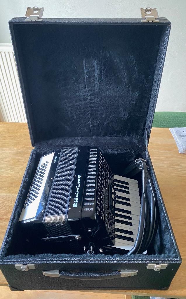 Delicia accordeon type Junior 24, 60 bassen, Ophalen, Toetsaccordeon, Zo goed als nieuw, Delicia