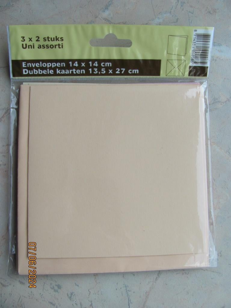 NIEUW set gekleurde KAARTEN dubbel vierkant ENVELOP papier, Ophalen of Verzenden, Nieuw, Overige thema's, Blanco kaart of Basiskaart