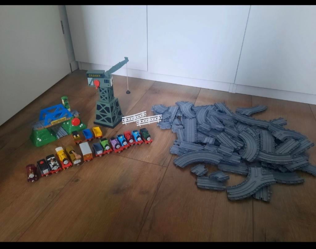 Grote Thomas de Trein Baan Set met Locomotieven en Kraan, Ophalen