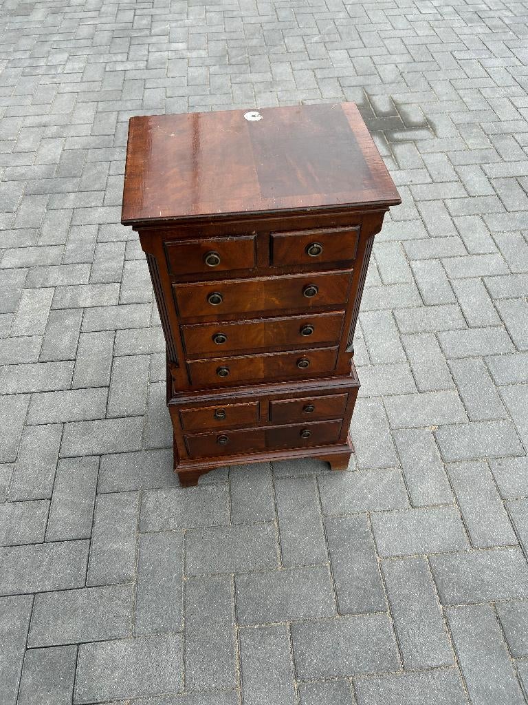 Antiek kastje, Antiek en Kunst, Ophalen