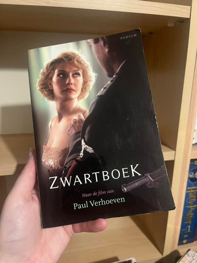 Roman Zwartboek n.a.v. de film van Paul Verhoeven, Boeken, Ophalen of Verzenden, Gelezen, Film, Tv en Media