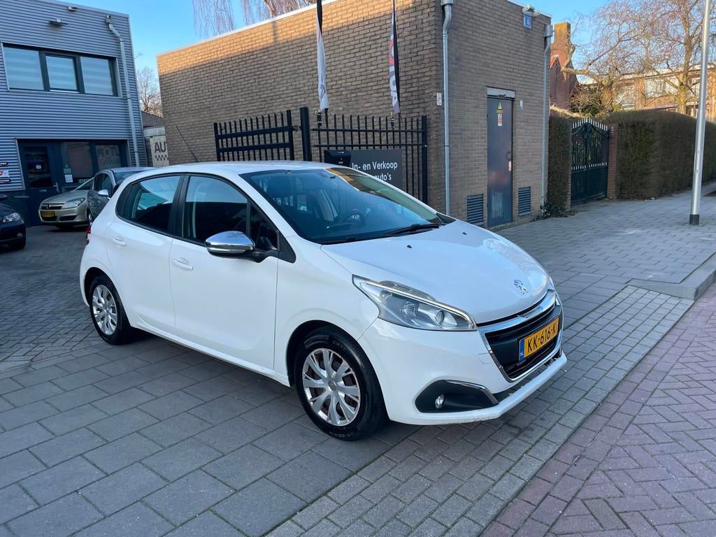 Peugeot 208 1.2 PureTech Blue Lion 3e Eig! Navi Airco PDC NA, Voorwielaandrijving, Gebruikt, 1199 cc, 82 pk