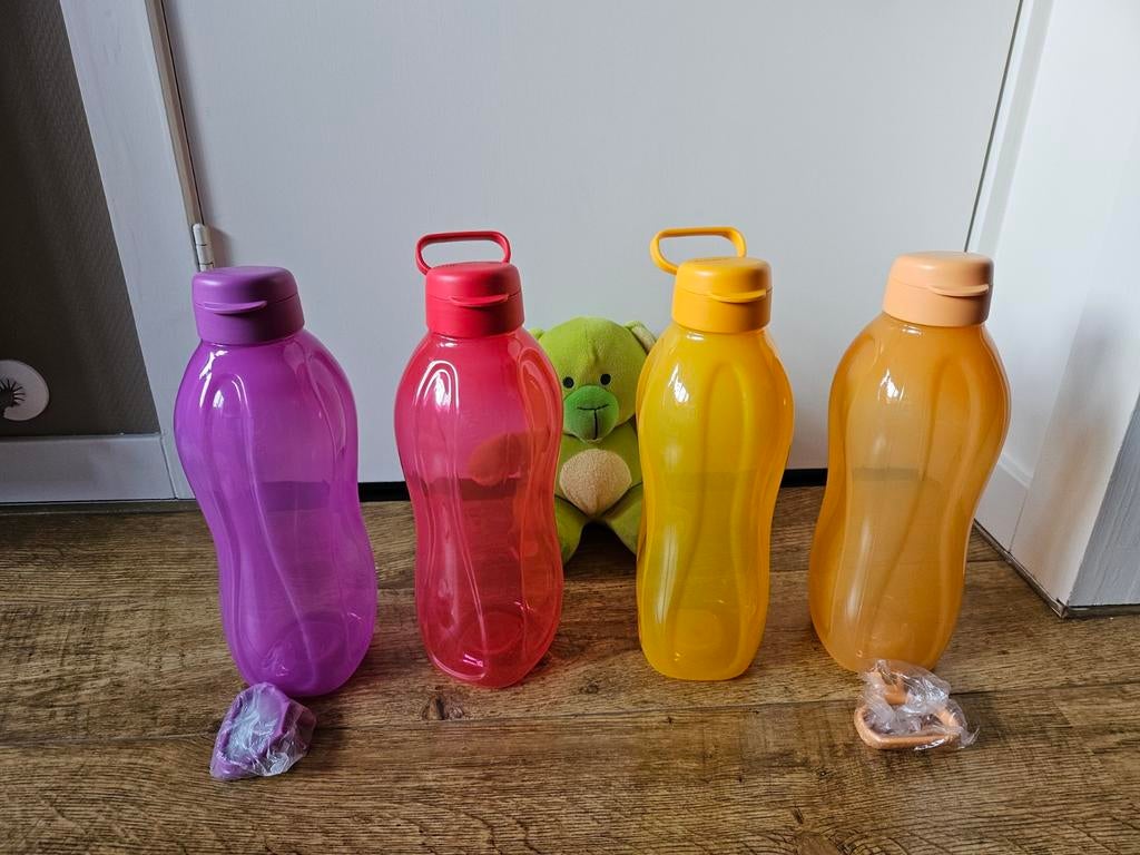 * Tupperware nieuwe 2 liter fles sportdop met handvat, Ophalen of Verzenden, Nieuw, Paars, Overige typen