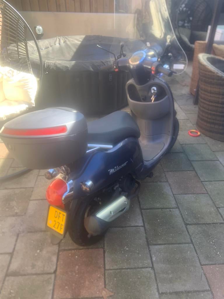 Btc, Fietsen en Brommers, Snorfietsen en Snorscooters, Ophalen of Verzenden, Zo goed als nieuw, Benzine, Overige merken