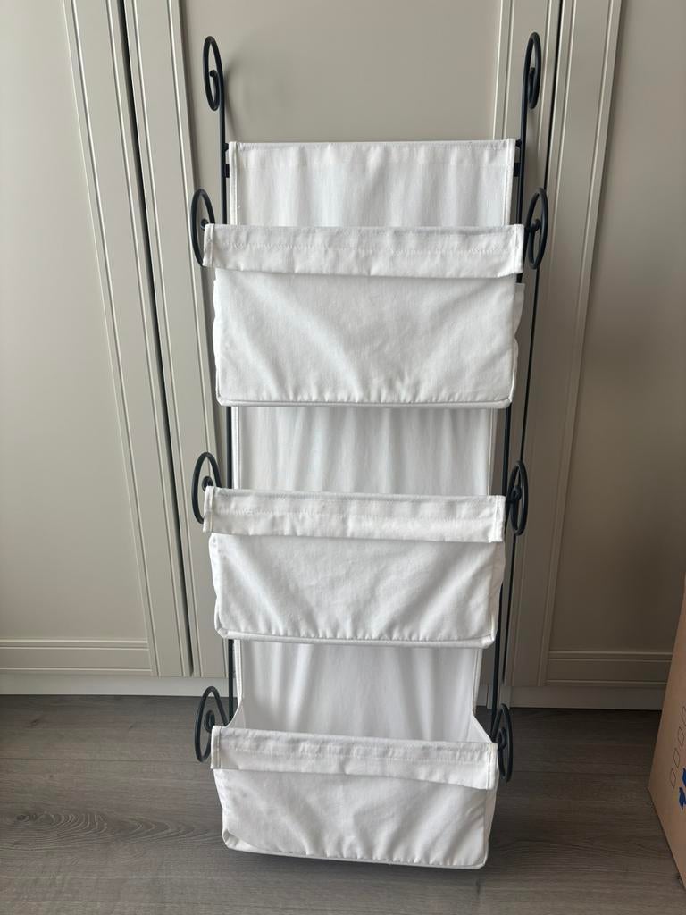 Ikea wandrek lectuur opbergrek, Ophalen, Gebruikt