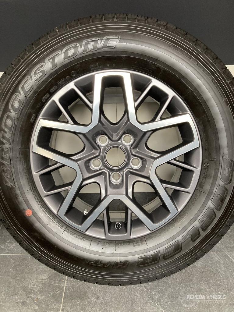 18” originele Jeep Wrangler Sahara velgen + banden 5x127 5x, 18 inch, Gebruikt, 255 mm, -