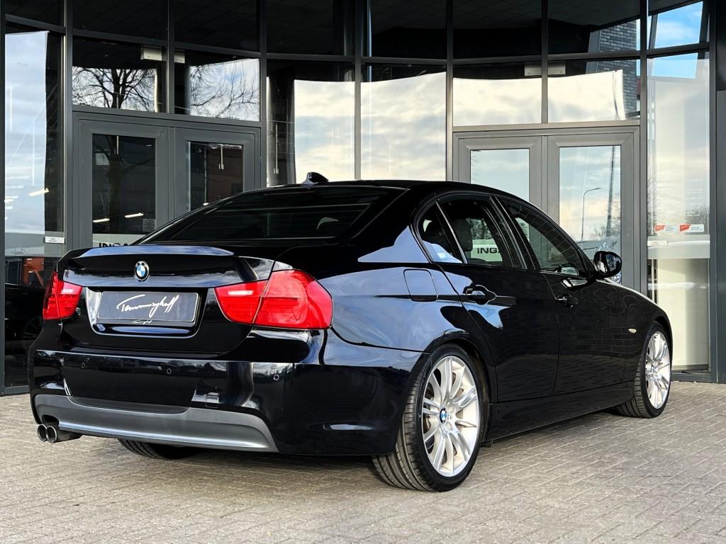 Bmw 3-SERIE 325i M-SPORTPAKKET AUT. - ORG. NL, Automaat, Achterwielaandrijving, Gebruikt, 1435 kg
