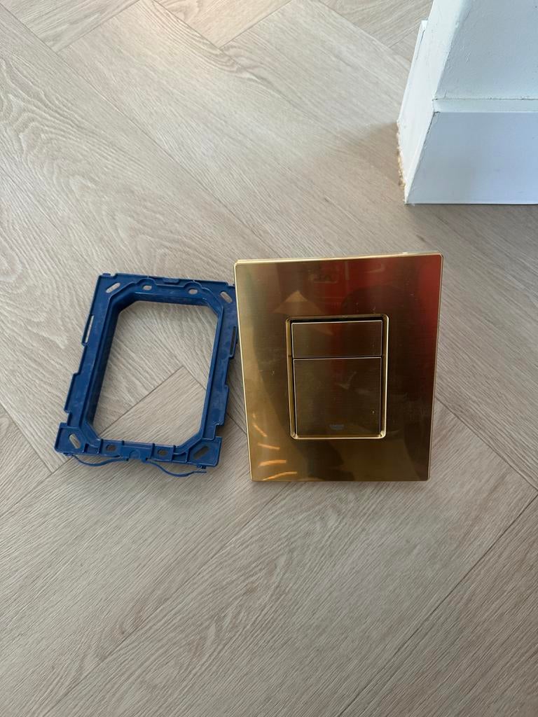 GROHE Bedieningspaneel Goudkleurig voor Toilet, Doe-het-zelf en Verbouw, Sanitair, Ophalen of Verzenden, Nieuw, Chroom, Toilet