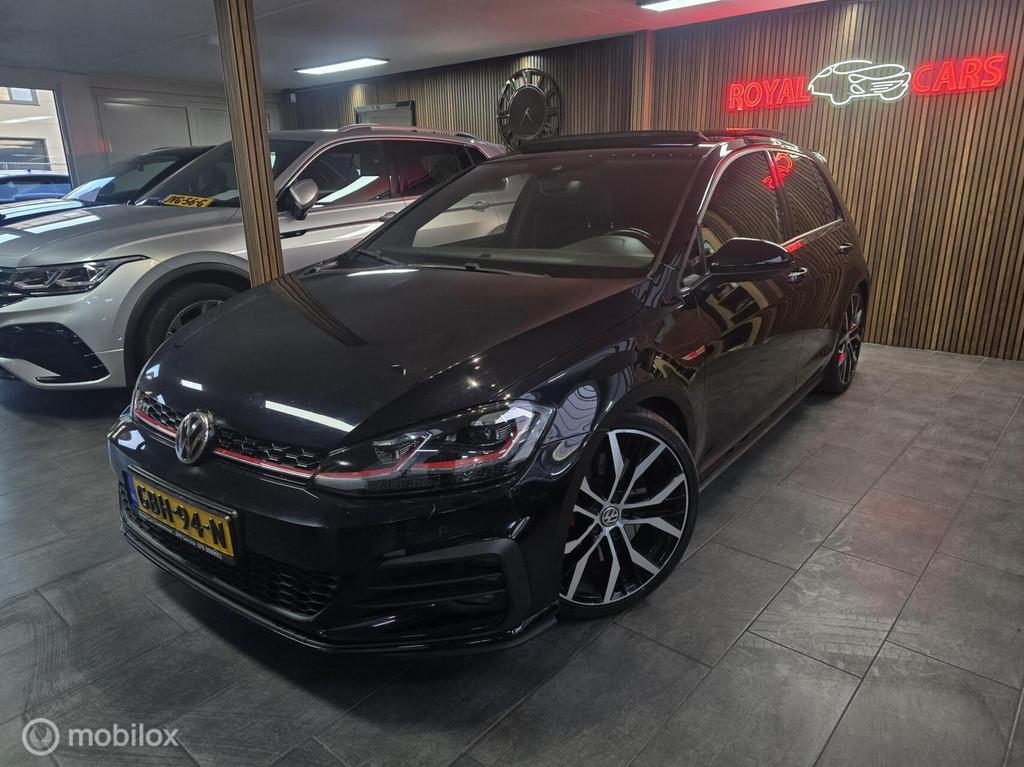 Volkswagen Golf 2.0 TSI GTI Performance/ Pano/ Acc/ Virtual, Gebruikt, Euro 6, 4 cilinders, Zwart
