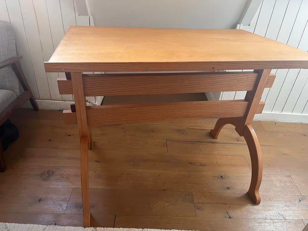 Voor het overnemen op maat gemaakt :Unique houten tekentafel, Ophalen