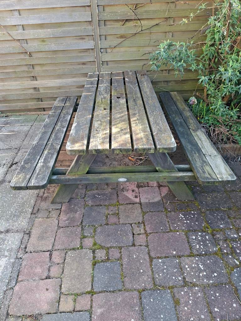 Robuuste houten picknicktafel met parasolgat, Tuin en Terras, Picknicktafels, Gebruikt, Rechthoekig, Hout, Ophalen