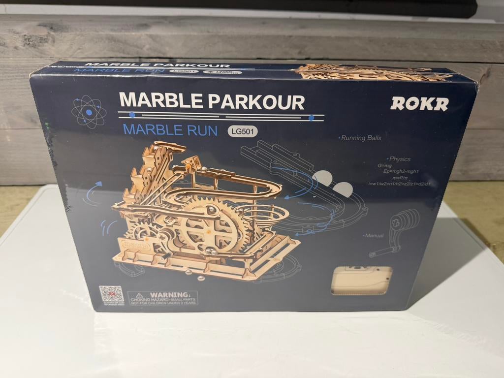 Robotime 3D puzzel Rokr knikkerbaan 25,5 x 23,5 x 18,5 cm, 1:50 tot 1:144, Ophalen of Verzenden, Zo goed als nieuw, Nvt