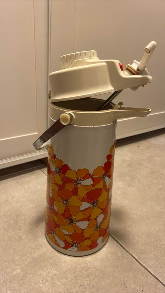 Pomp thermoskan retro, Huis en Inrichting, Keuken | Servies, Overige materialen, Gebruikt, Overige typen, Ophalen of Verzenden