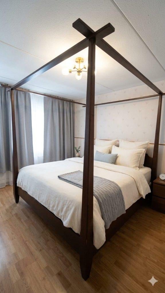 Prachtig Houten Hemelbed, Wooden Canopy Bed [MUST GO], Huis en Inrichting, Ophalen, Gebruikt, Bruin, Tweepersoons