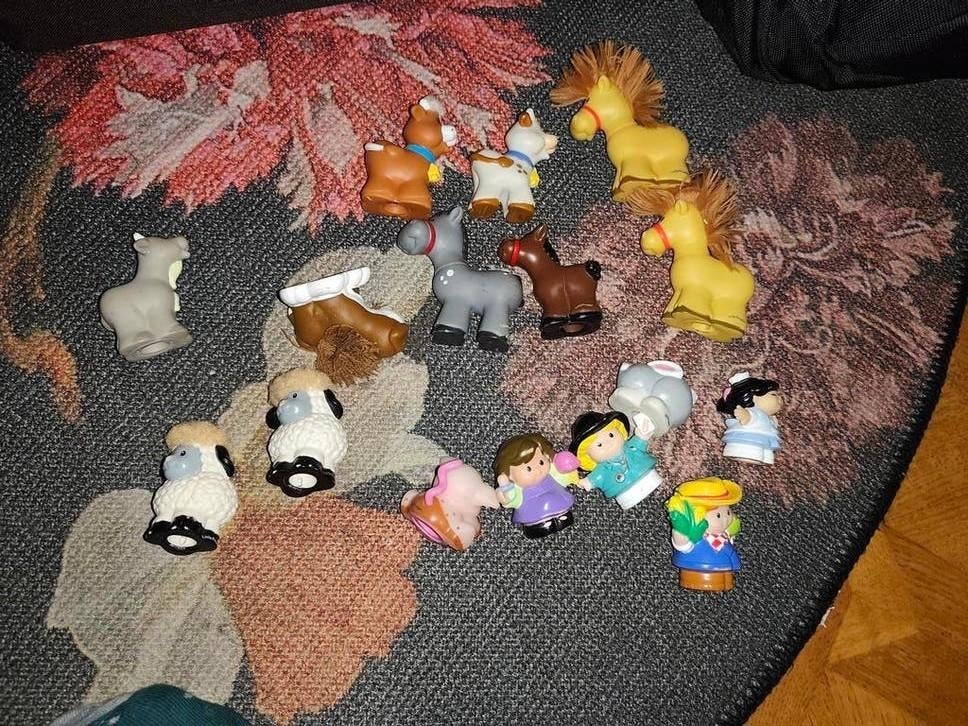 Fisher Price poppetjes 2.50 euro per stuk, Kinderen en Baby's, Speelgoed | Fisher-Price, Ophalen of Verzenden, Zo goed als nieuw