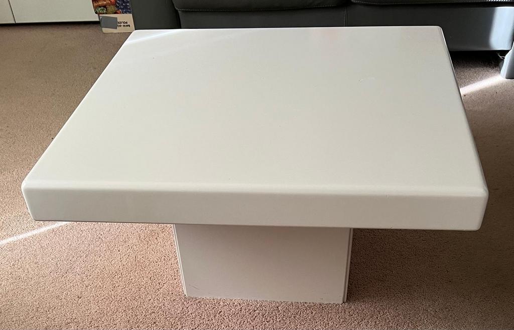 Moderne witte salontafel 80x80x45 cm, Huis en Inrichting, Tafels | Salontafels, Ophalen, Overige materialen, 50 tot 100 cm, Vierkant