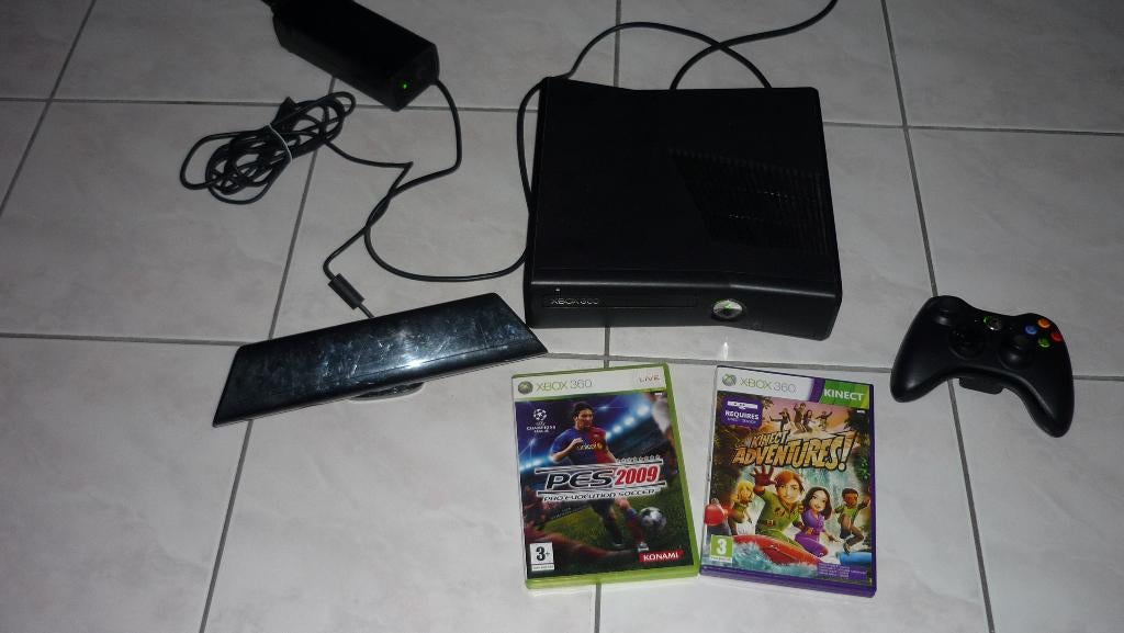 Xbox 360 met Kinect Camera en kinect Adventures, Spelcomputers en Games, Spelcomputers | Xbox 360, 360 S, Ophalen of Verzenden