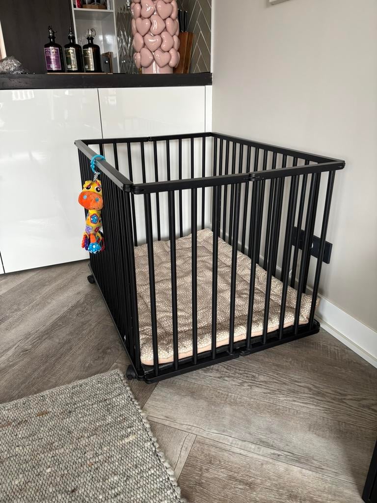 Te koop box, Ophalen, Zo goed als nieuw, Boxkleed