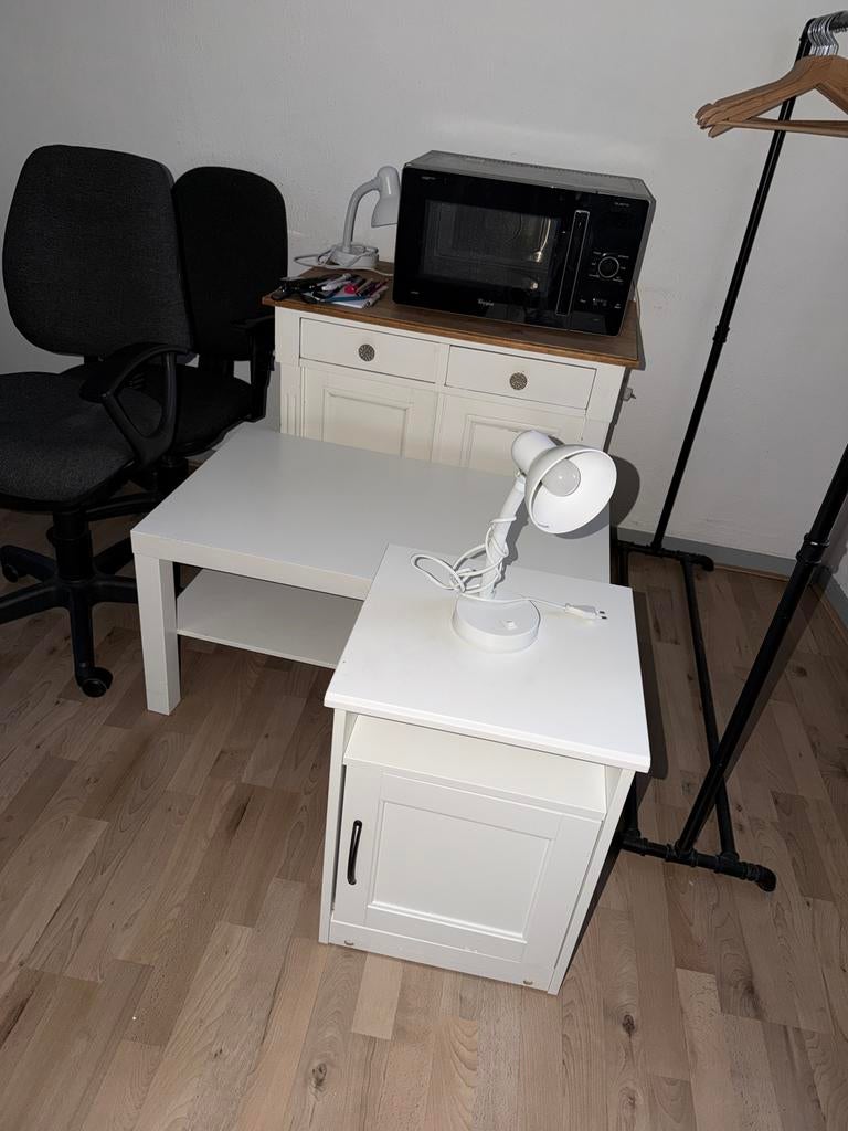 Complete inboedel: keuken, witgoed, kasten, bedden, Huis en Inrichting, Complete inboedels, Ophalen