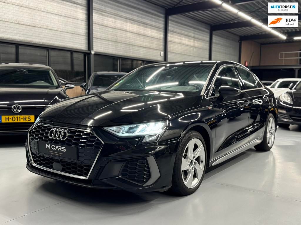Audi A3 Limousine 30 TDI S Edition CARPLAY/CRUISE/VIRTUAL, Auto's, Voorwielaandrijving, 1325 kg, Gebruikt, 4 cilinders