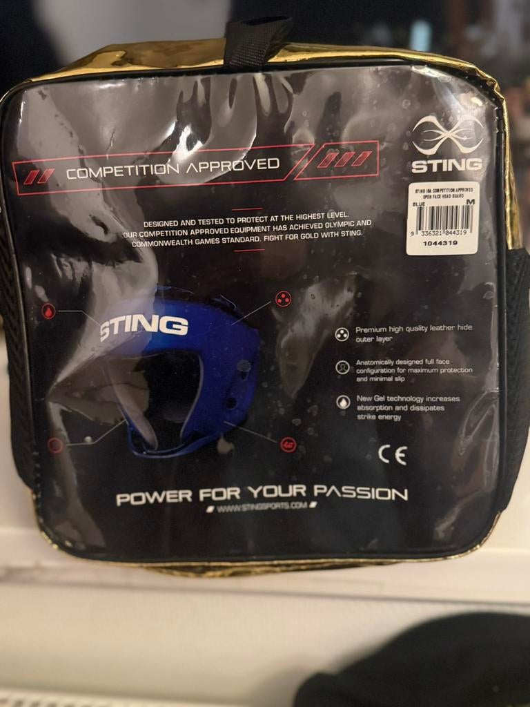 (M) Sting Helm voor amateur boksers helemaal nieuw, Ophalen of Verzenden, Nieuw, Boksbeschermers
