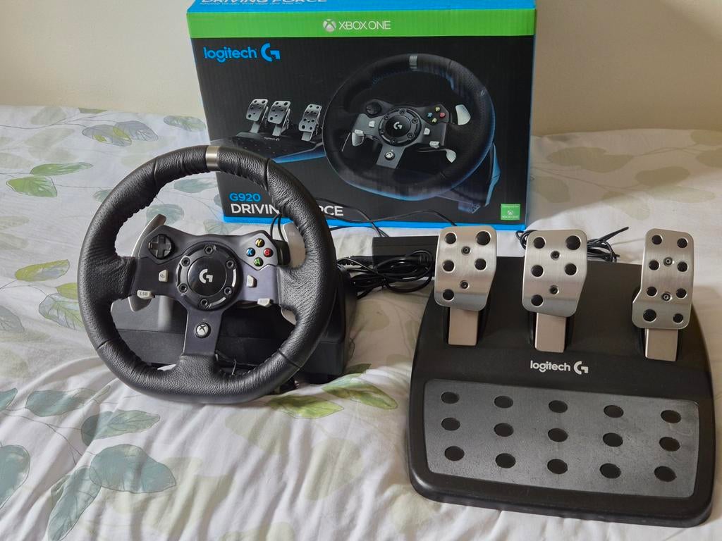 Logitech G920 Driving Force, Spelcomputers en Games, Spelcomputers | Xbox | Accessoires, Ophalen of Verzenden, Gebruikt, Stuurtje of Sportattribuut