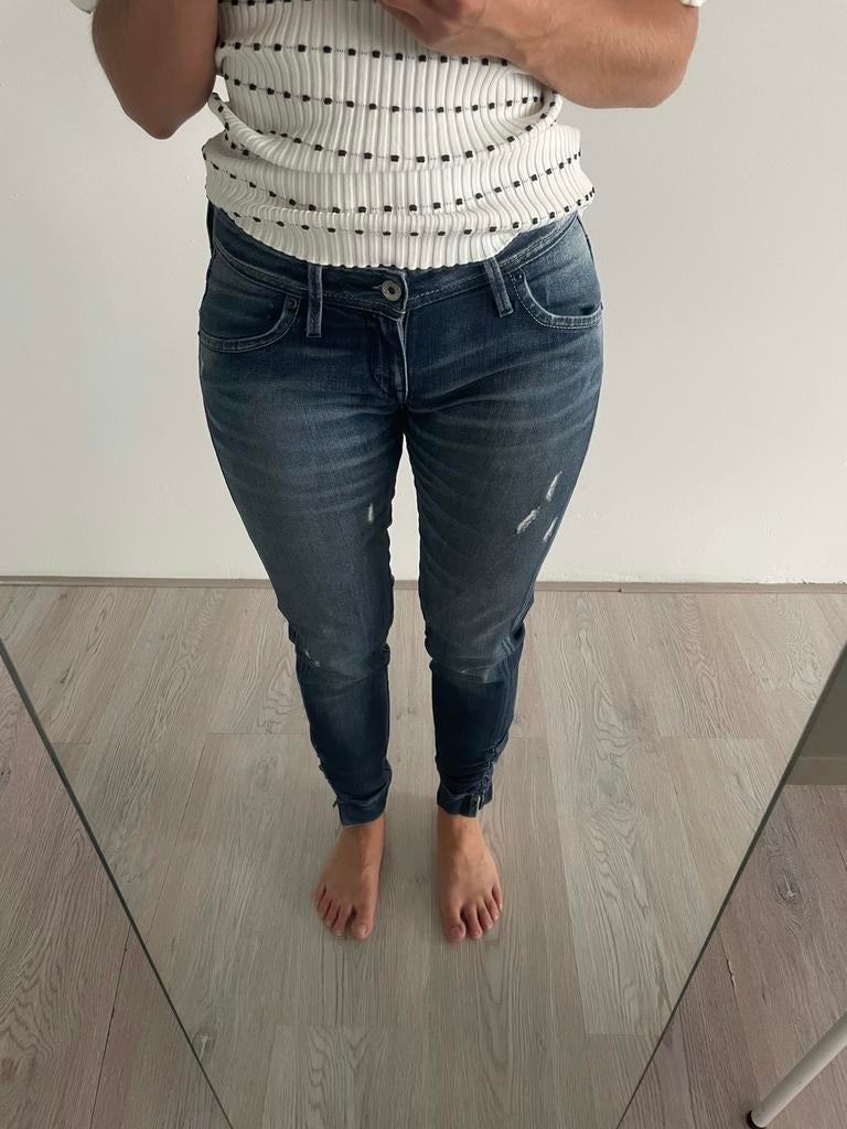 Fornarina jeans, Kleding | Dames, Ophalen of Verzenden, Zo goed als nieuw, Blauw, W28 - W29 (confectie 36)