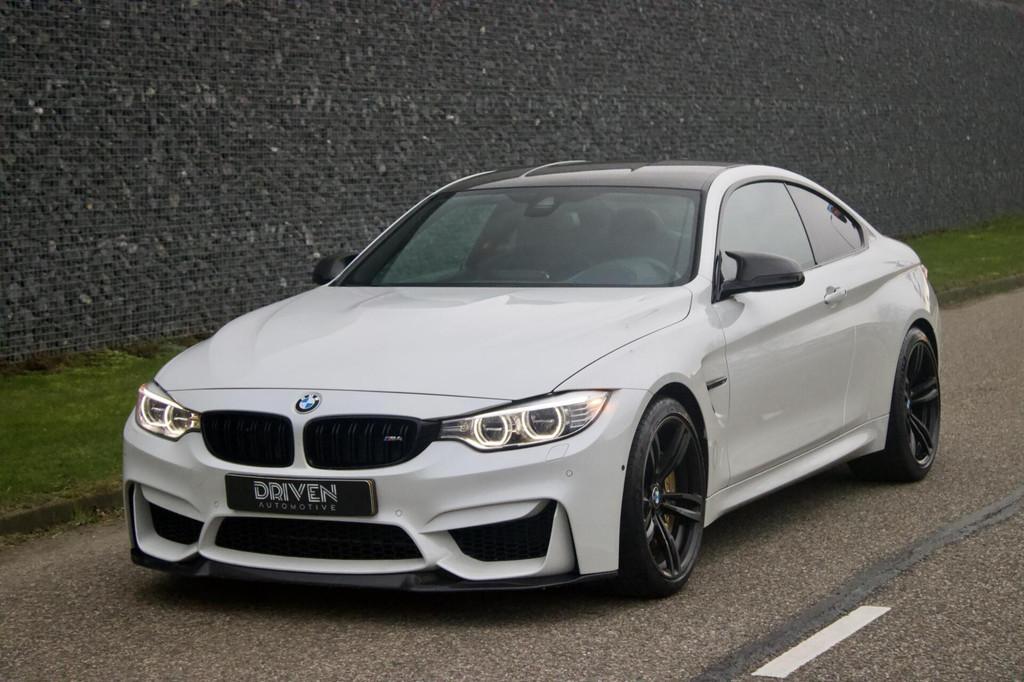 BMW M4 Coupé | Keramisch - Extended Leder - Vol - Uniek!, Auto's, BMW, Automaat, 4-Serie, 4 stoelen, Wit