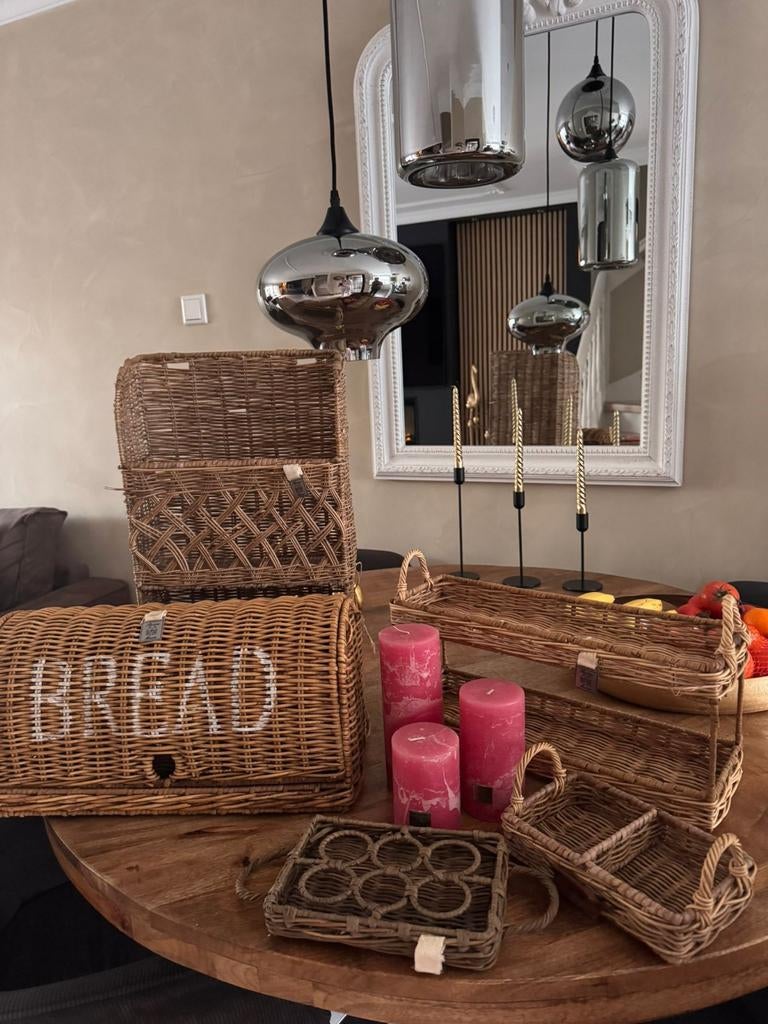 Rotan broodtrommel, keukenrolhouder, eierrekje en zeepbakje, Huis en Inrichting, Keuken | Keukenbenodigdheden, Ophalen