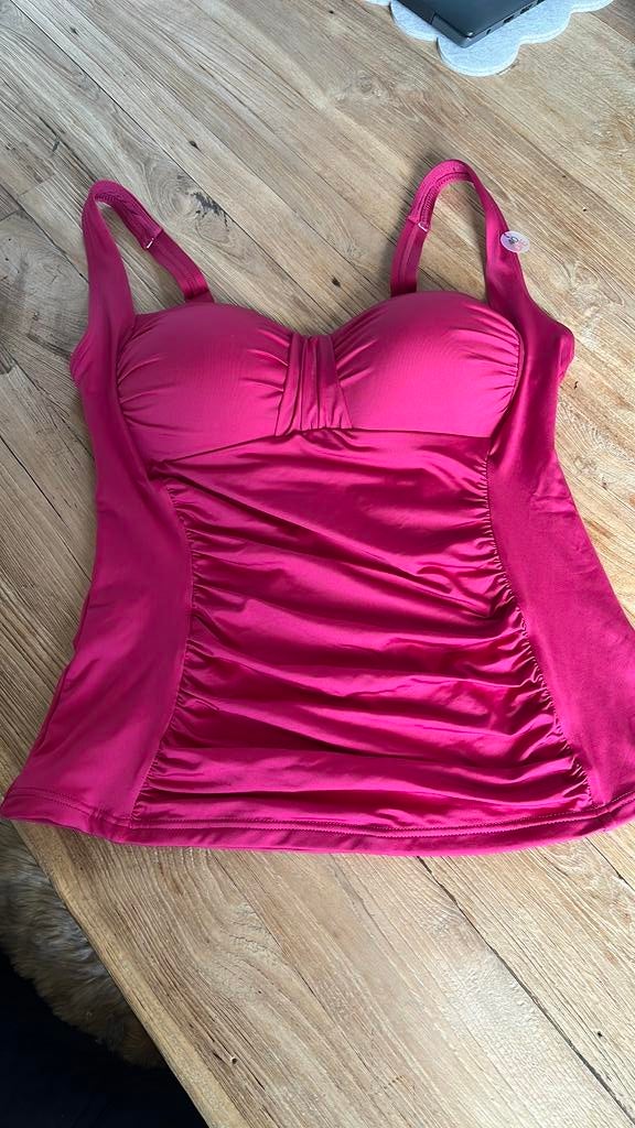 Tankini Livera rood 40 D/E, Kleding | Dames, Badmode en Zwemkleding, Ophalen of Verzenden, Nieuw, Rood, Badpak