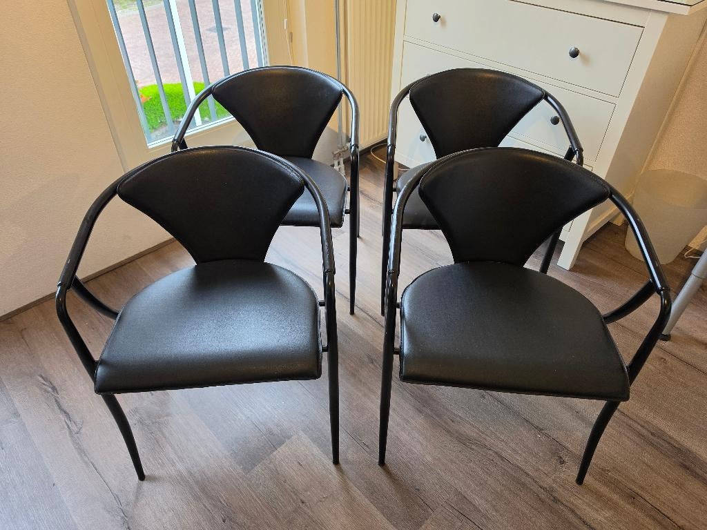stoelen,  4 stuks, design en vintage., Huis en Inrichting, Ophalen, Gebruikt