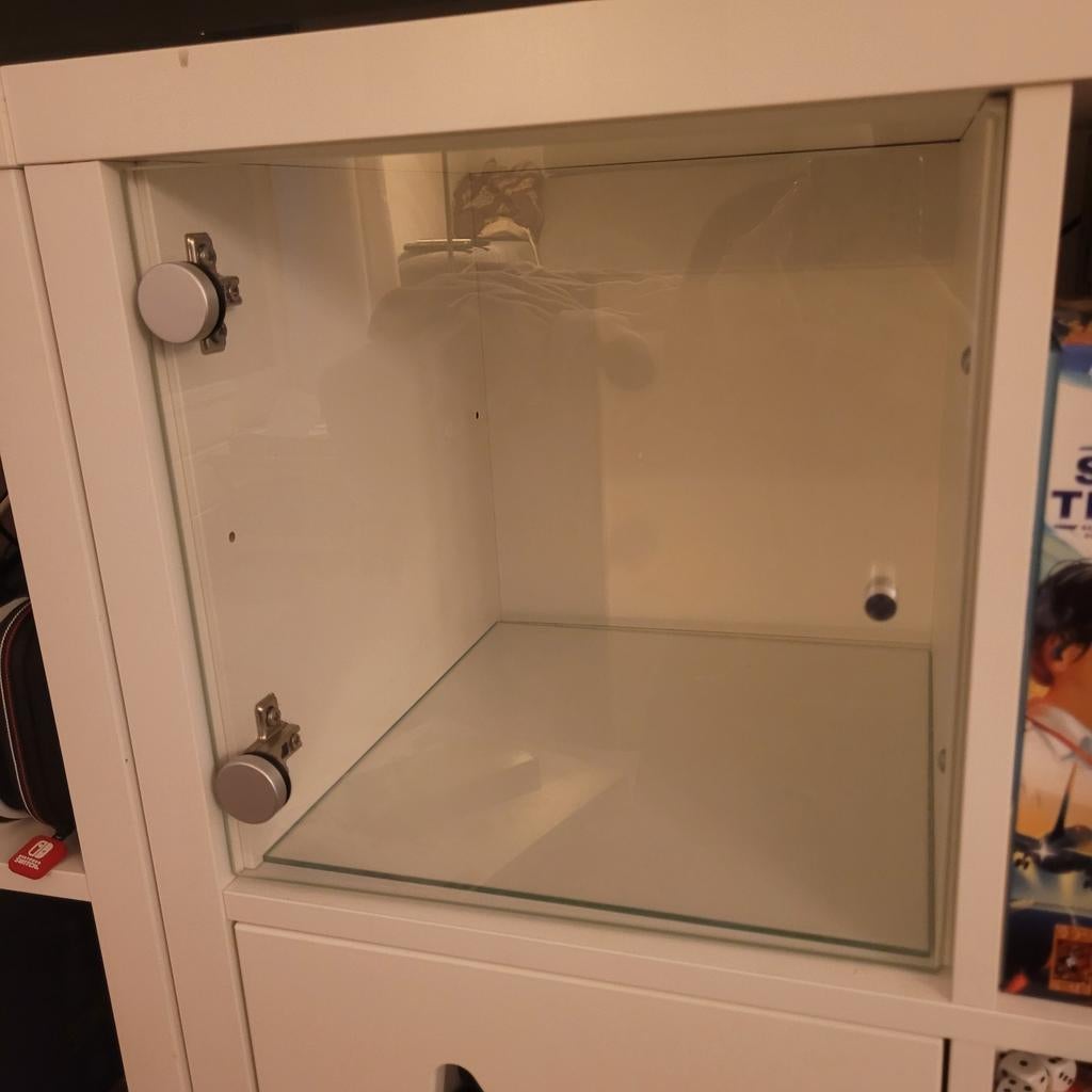 KALLAZ inzet met vitrinedeur, Ophalen, Gebruikt