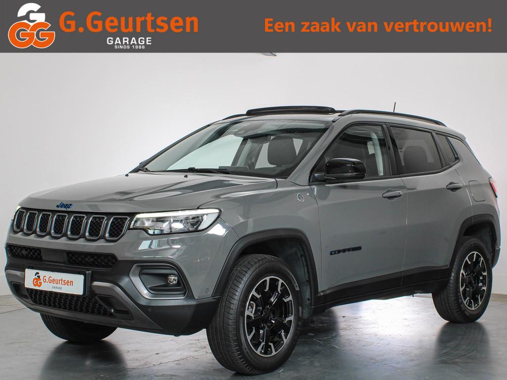 Jeep Compass 4xe 240 Plug-in Hybrid Electric Trailhawk Panor, Automaat, Stof, 4 cilinders, Bedrijf