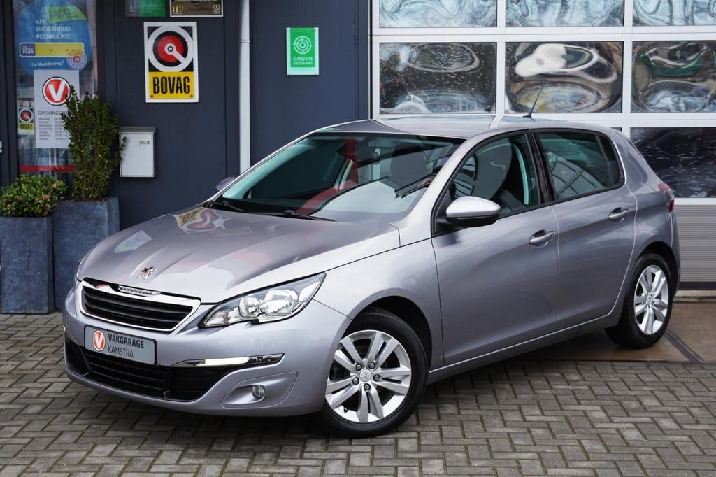 Peugeot 308 1.2 NAP Clima/Cruise/Navi/PDC/Trekh., Voorwielaandrijving, Gebruikt, Euro 6, 1199 cc