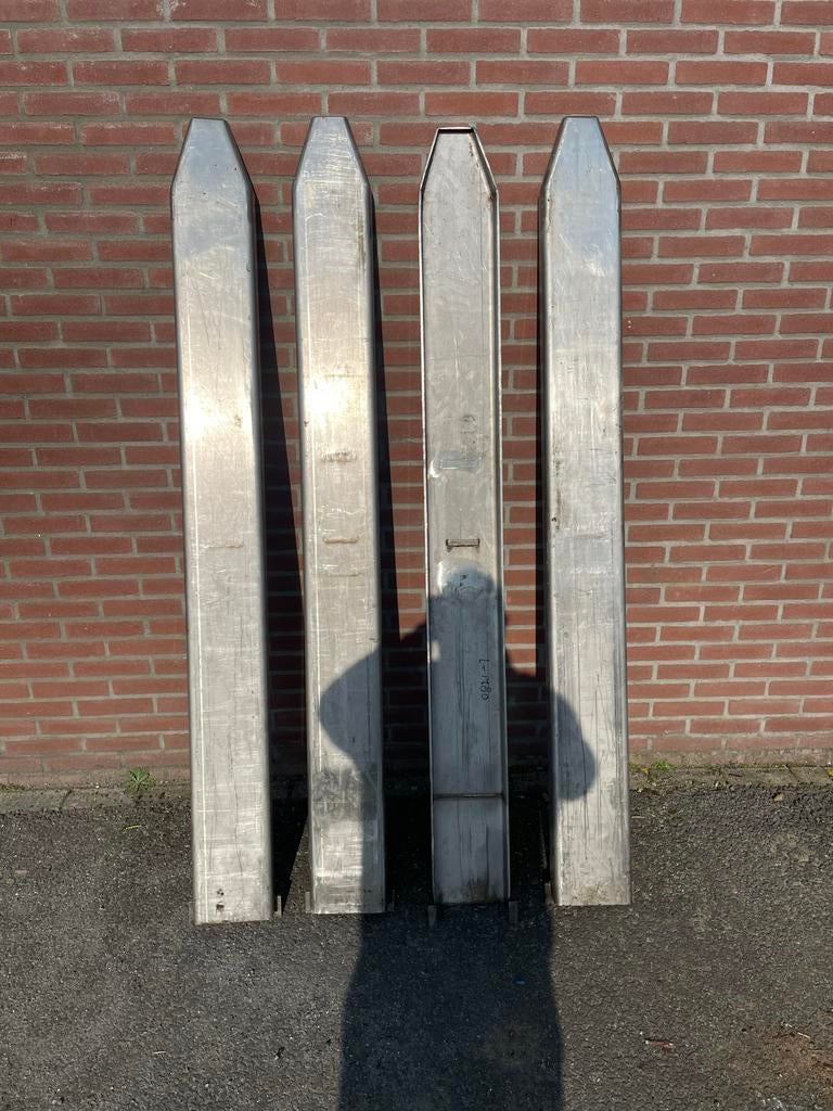 2 sets RVS verlenglepels heftruck (4 stuks), Ophalen