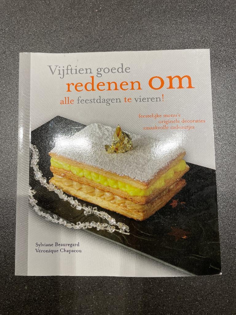 Vijftien goede redenen om alle feestdagen te vieren, Boeken, Ophalen of Verzenden, Nieuw