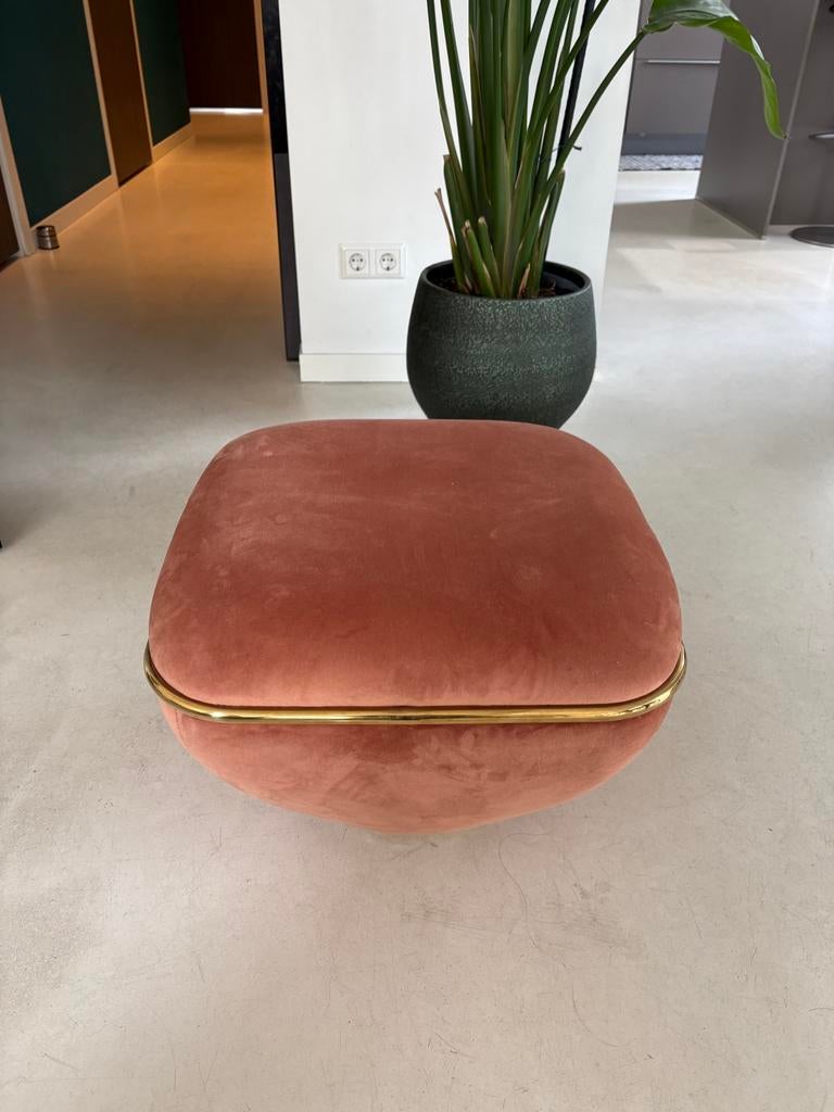 Kare poef met gouden randje, Gebruikt, Vierkant, Minder dan 50 cm, Ophalen of Verzenden