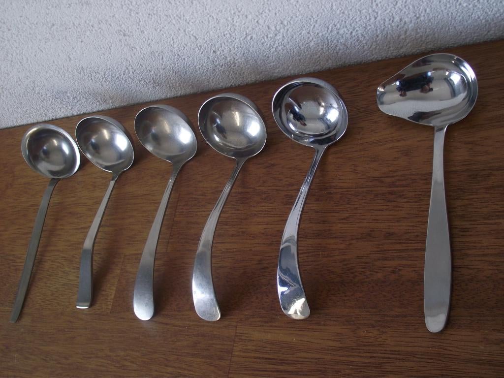 6 diverse verschillende vintage RVS sauslepel 16-19 cm p st, Antiek en Kunst, Antiek | Bestek, Ophalen of Verzenden
