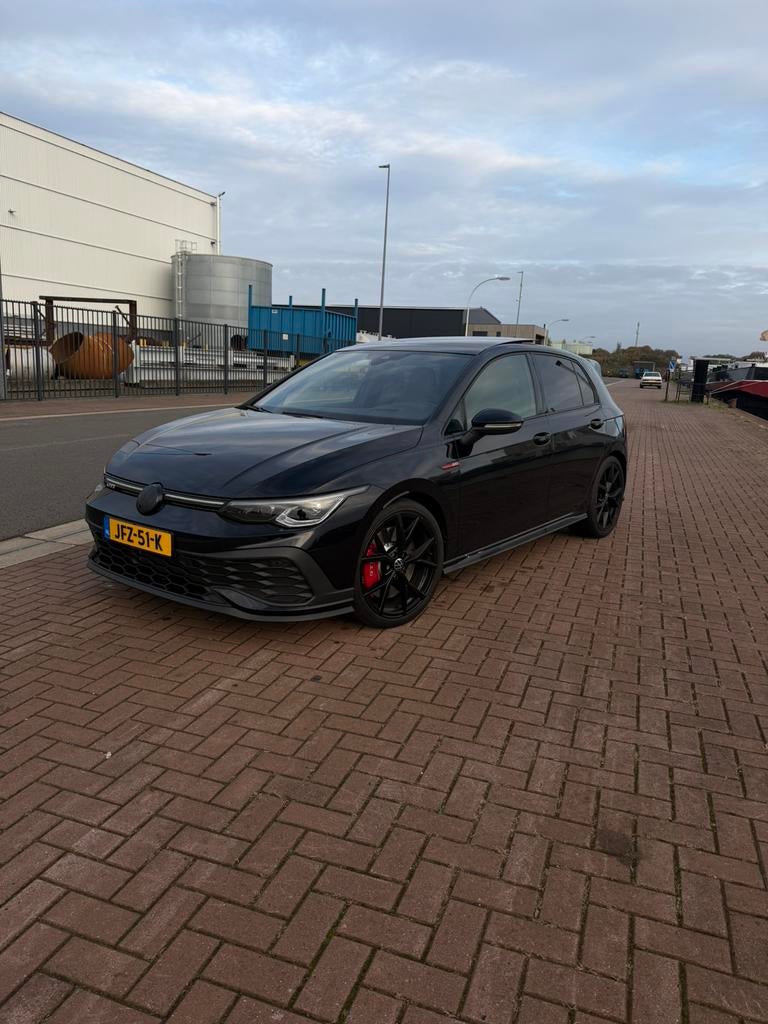 Volkswagen Golf 2.0 TSI GTI Clubsport - Nurburgring - Bomvol, 1363 kg, 4 cilinders, 1984 cc, Zwart