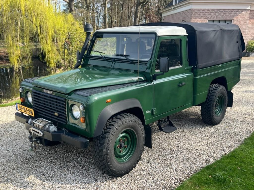 Land rover DEFENDER Defender 2.5 Td5 110 High Capacity NL-au, Land Rover, 1816 kg, 2498 cc, Vierwielaandrijving