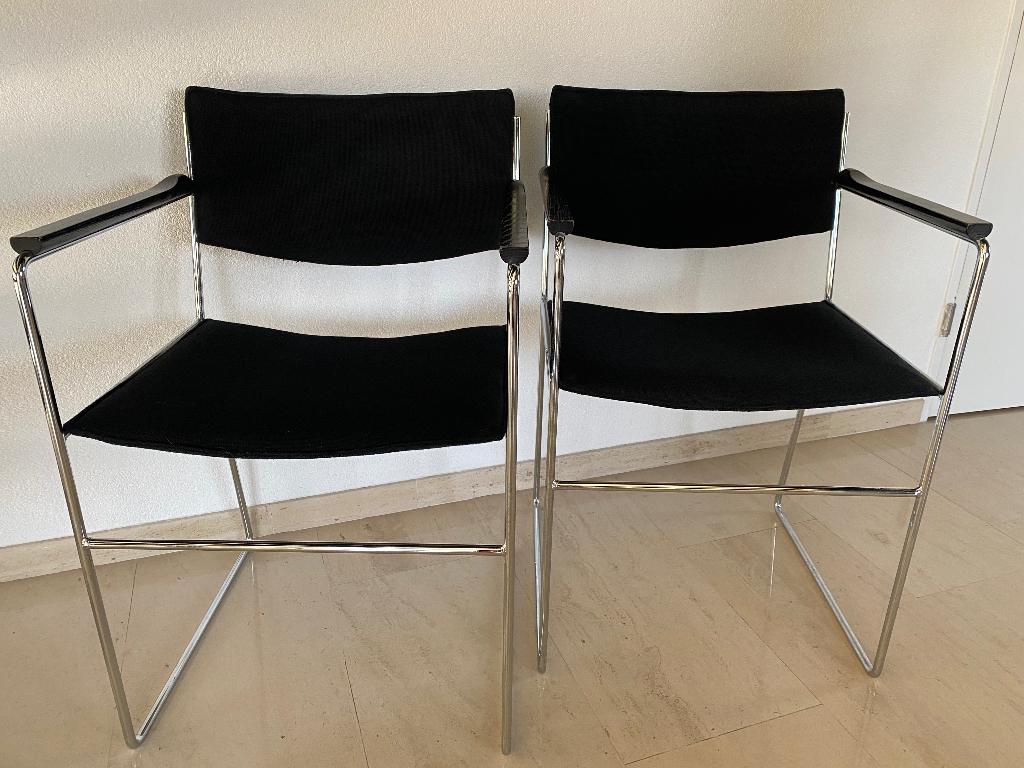 Twee eetkamerstoelen Arco, Huis en Inrichting, Stoelen, Zo goed als nieuw, Twee, Stof, Zwart, Ophalen