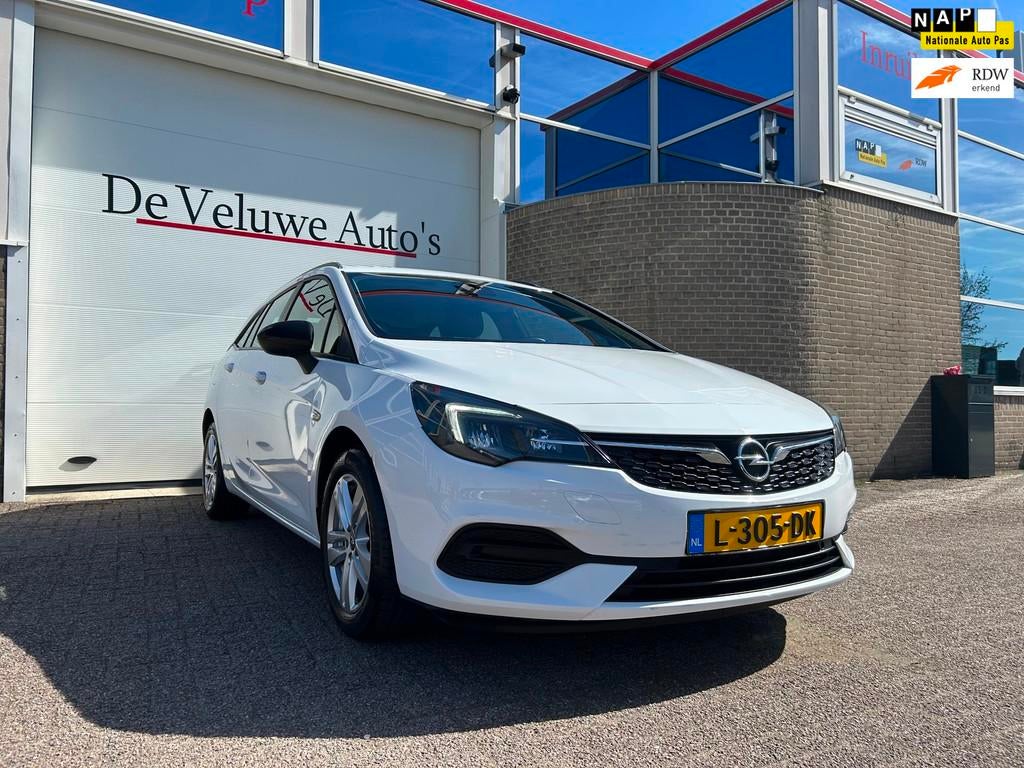 Opel Astra Sports Tourer 1.2 Edition 131PK|Cruise|Carplay|1e, Stof, 1199 cc, Wit, Origineel Nederlands