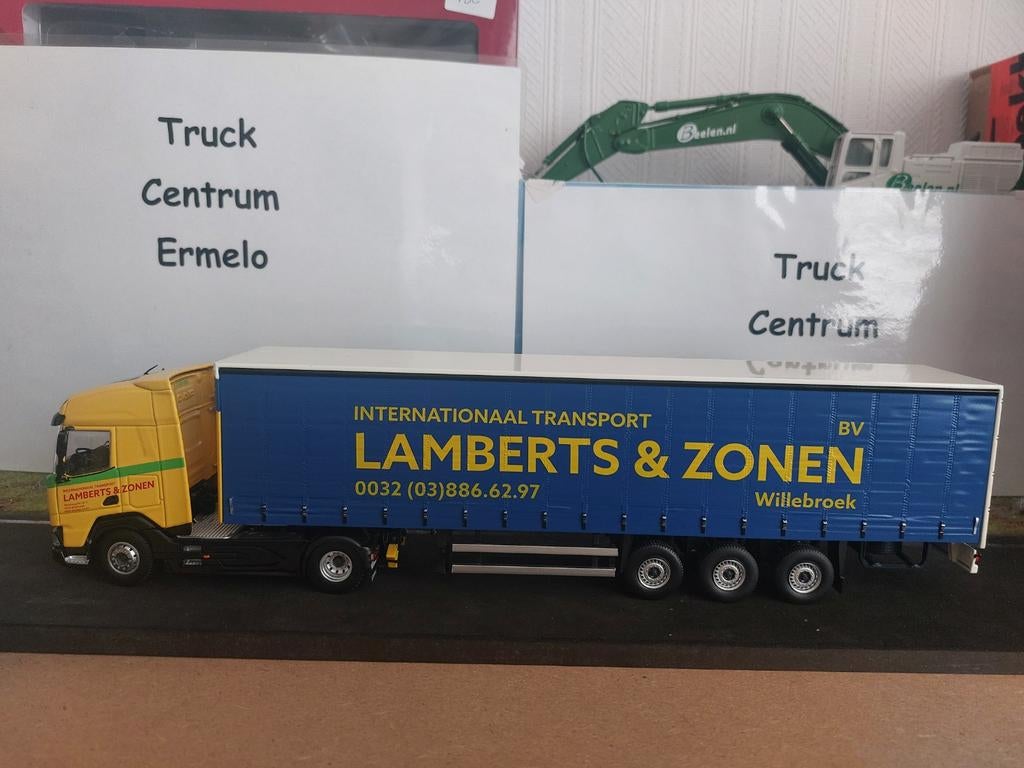 Lamberts
DAF XF 4x2 met schuifzeilentrailer, Hobby en Vrije tijd, Modelauto's | 1:50, Ophalen of Verzenden, Nieuw, Bus of Vrachtwagen